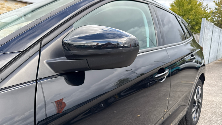 Vauxhall Grandland 1.2 Turbo Ultimate 5dr Petrol Hatchback